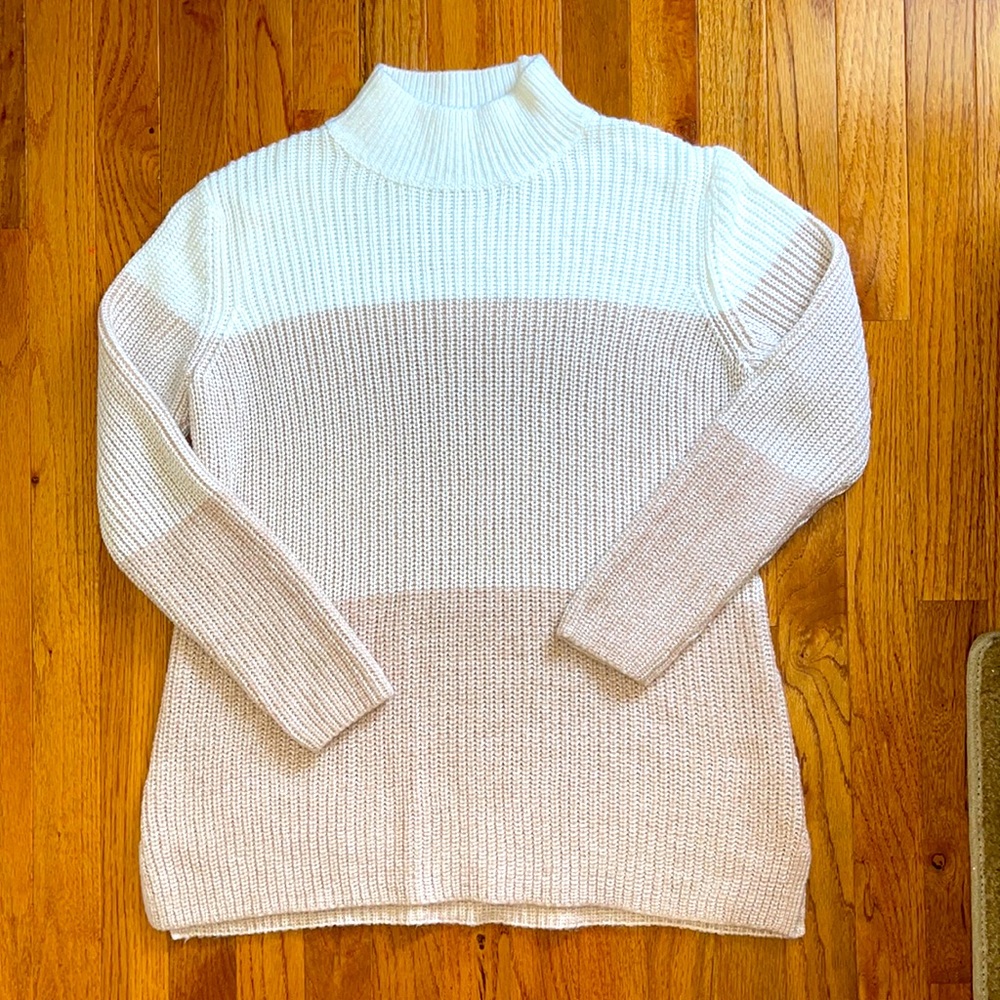 Calvin Klein sweater women’s medium